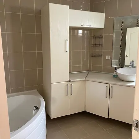 Denize 800 M Uzaklikta Villamiz *